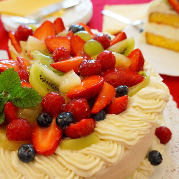 Ovocný tvarohový dort